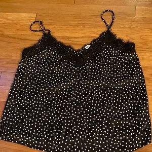 Back cami, lace neckline